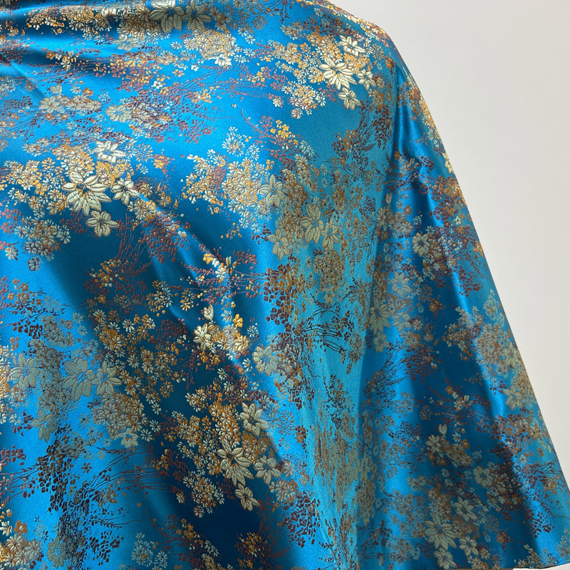 Voorgesneden levendige glanzen - Art Craft Upholstery recensie en prijs