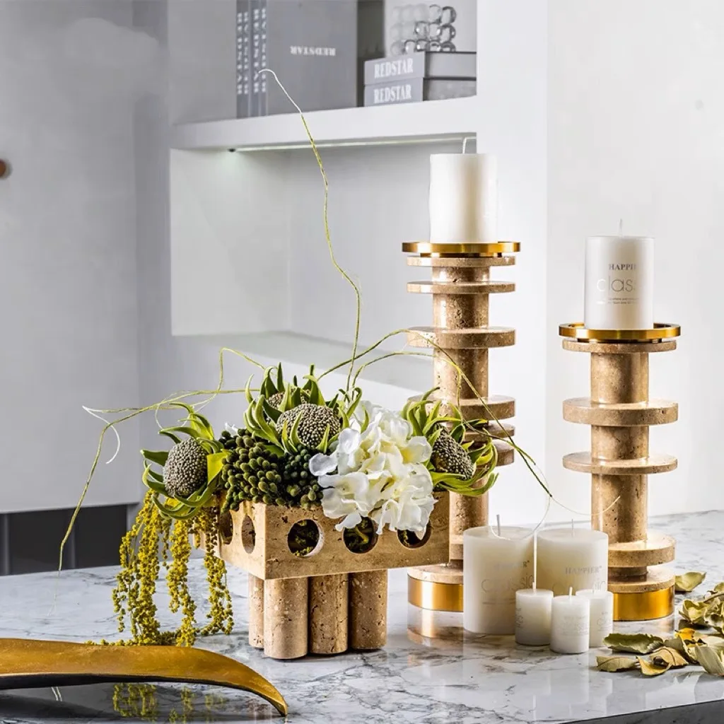 Harsmetalen decoratieve kaarse - Art Craft Restaurant recensie en prijs